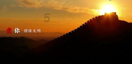 很多网友认为李庚希的古装造型一般，那她的现代装怎么样？游戏画面